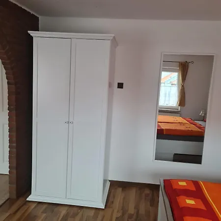 Trifkovic 1 Апартаменты Эмден